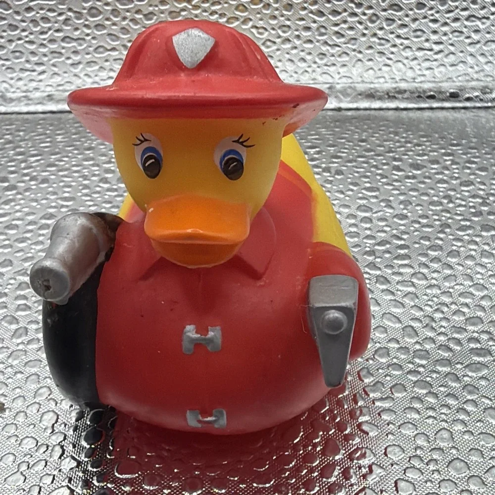 VTG Firefighter Rubber Duck Bath Toy Jeep Collectible Red Uniform‎ Hose Axe 2007